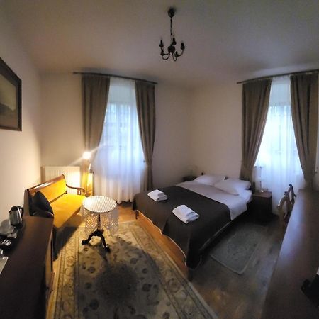 Zamek Na Wodzie W Wojnowicach Bed & Breakfast Wojnowice  ภายนอก รูปภาพ