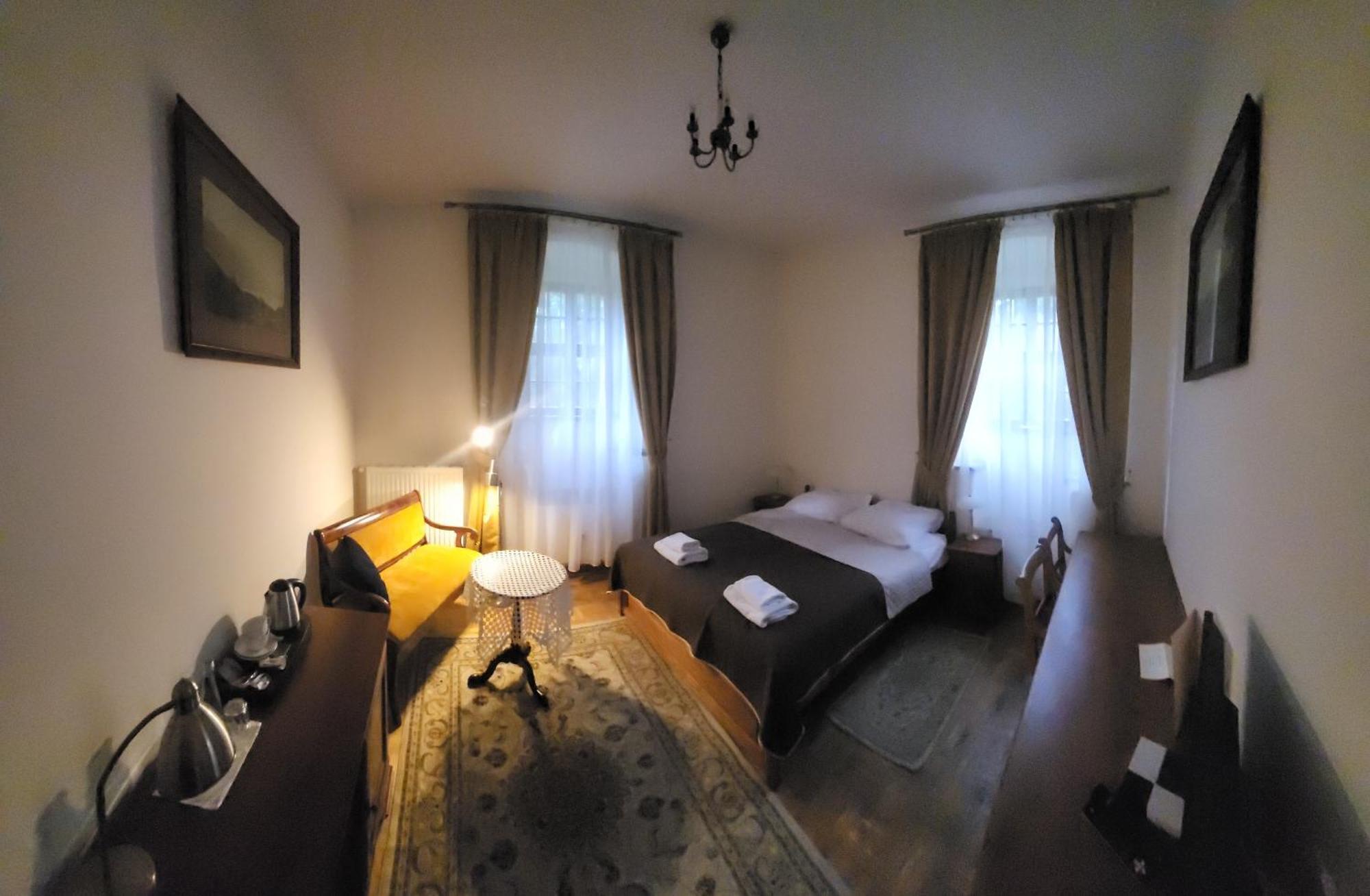 Zamek Na Wodzie W Wojnowicach Bed & Breakfast Wojnowice  ภายนอก รูปภาพ